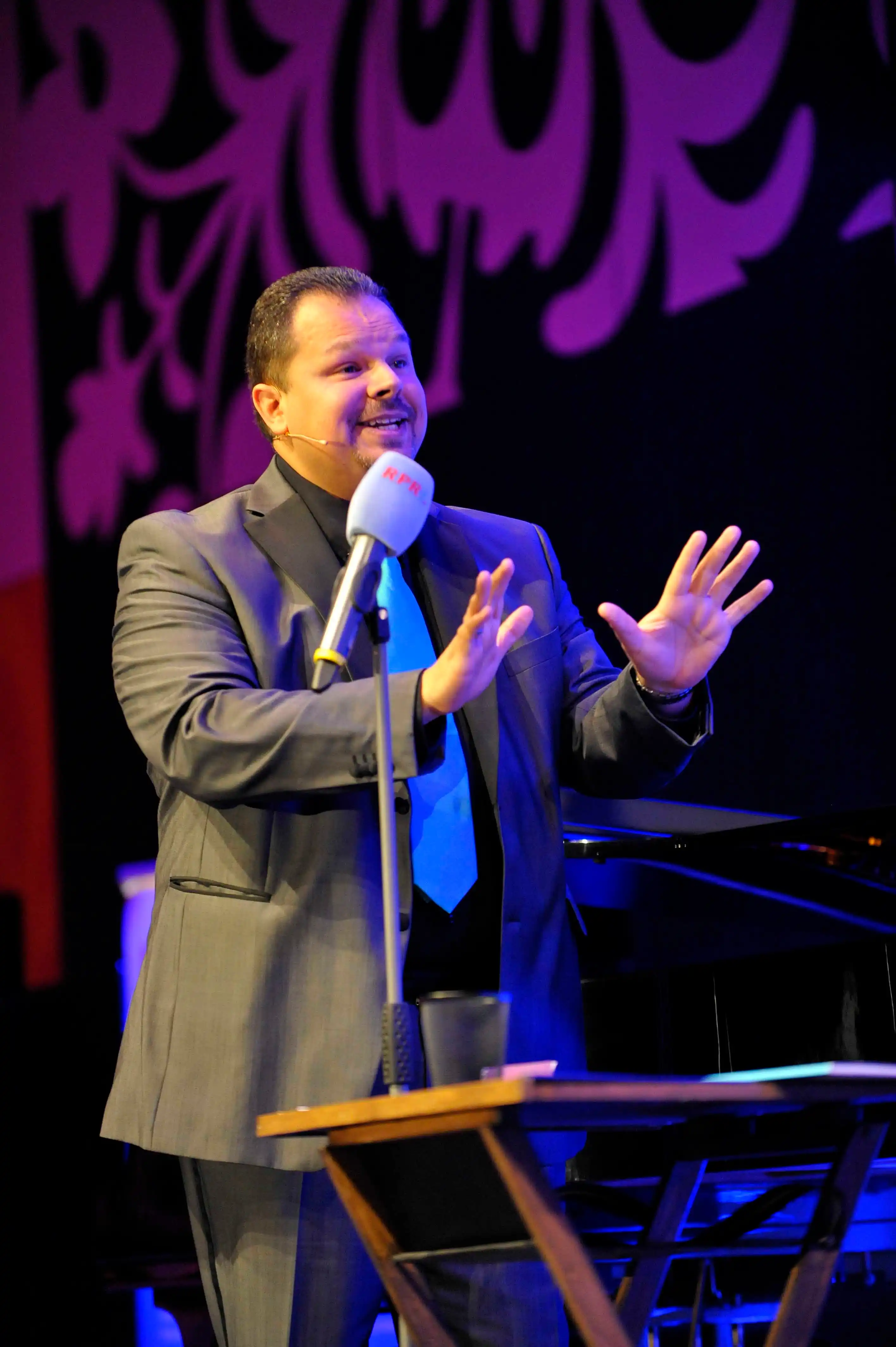 Chester Sass — Mentalist und Zauberer aus Köln buchen