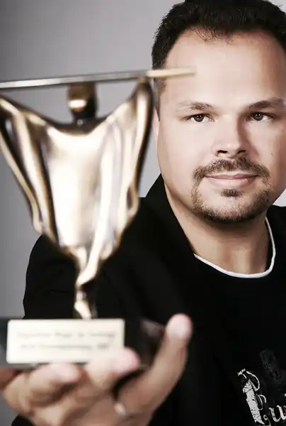 Mentalist Chester Sass (1)