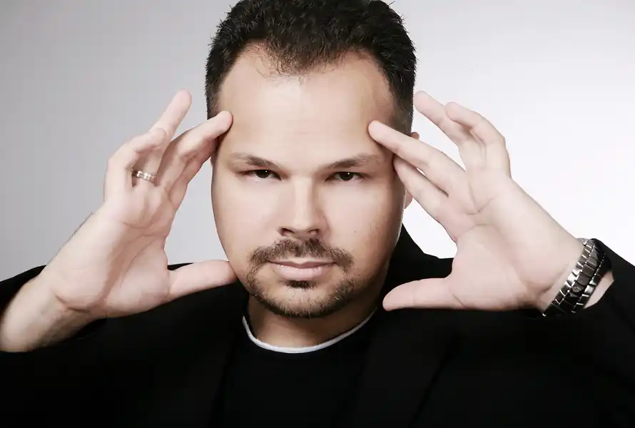 Mentalist Chester Sass (6)